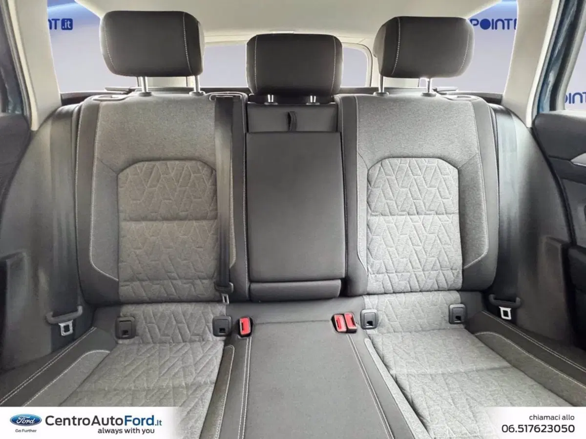 Volkswagen Passat Variant usata a Roma (9)