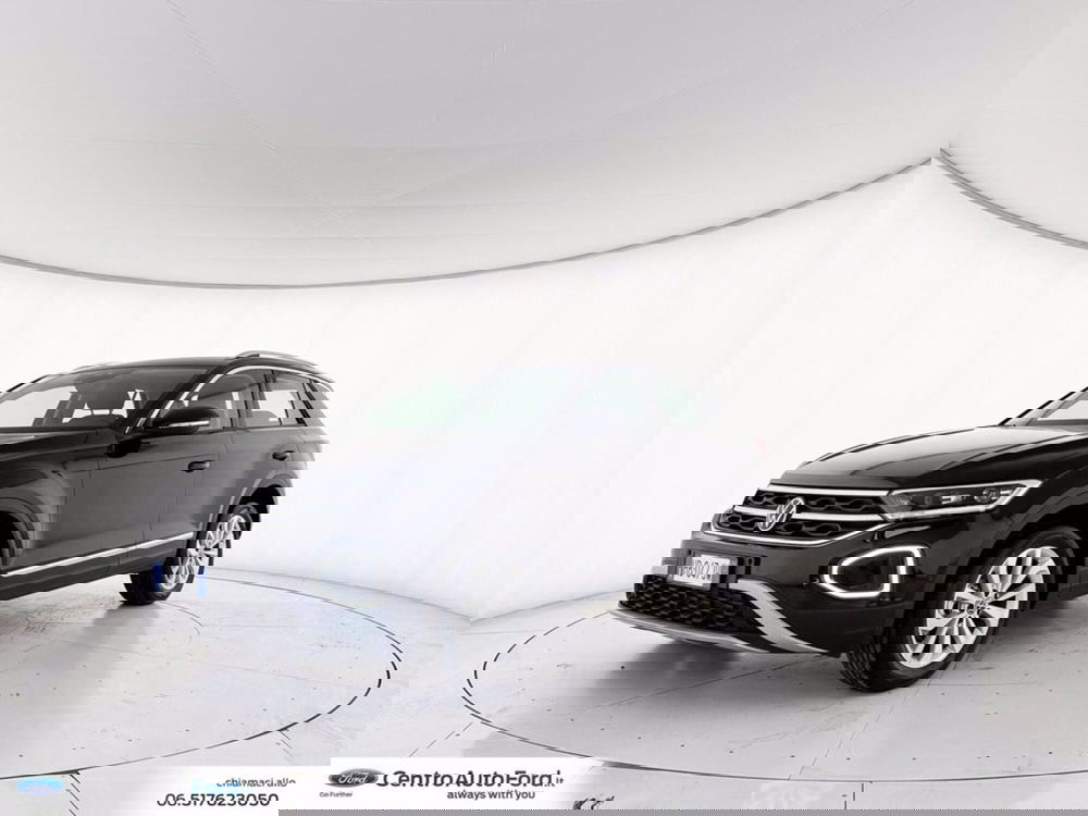 Volkswagen T-Roc nuova a Roma