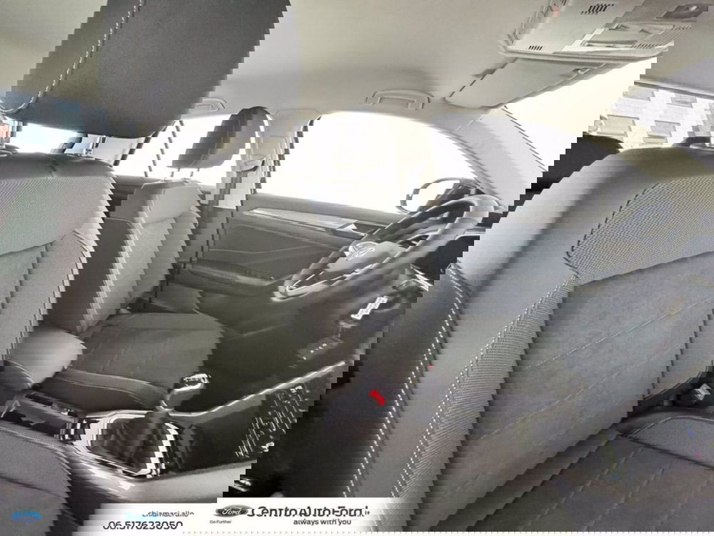 Volkswagen T-Roc nuova a Roma (7)