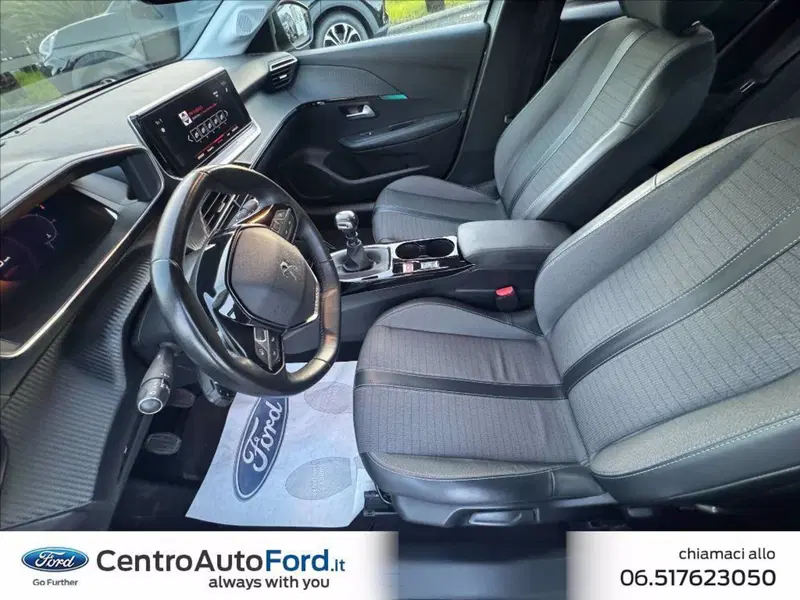 Peugeot 208 usata a Roma (10)