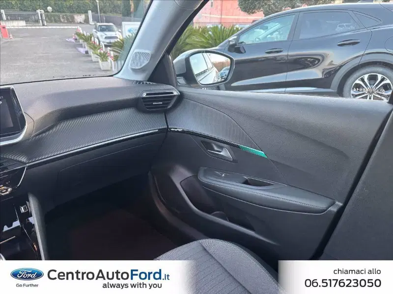 Peugeot 208 usata a Roma (18)