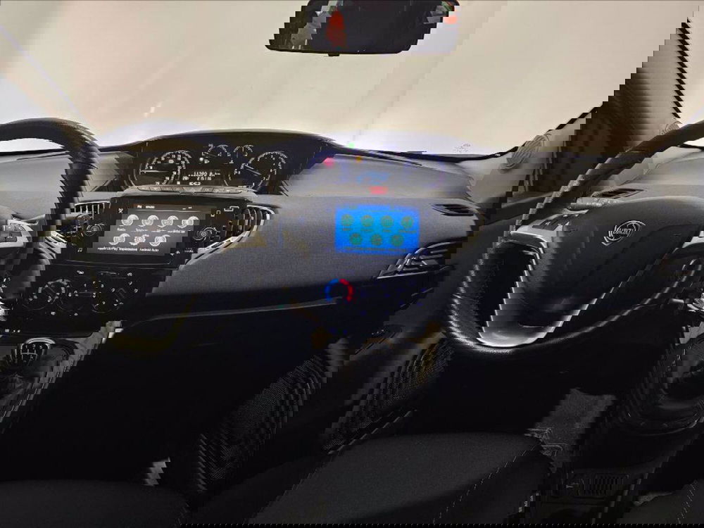 Lancia Ypsilon usata a Palermo (10)