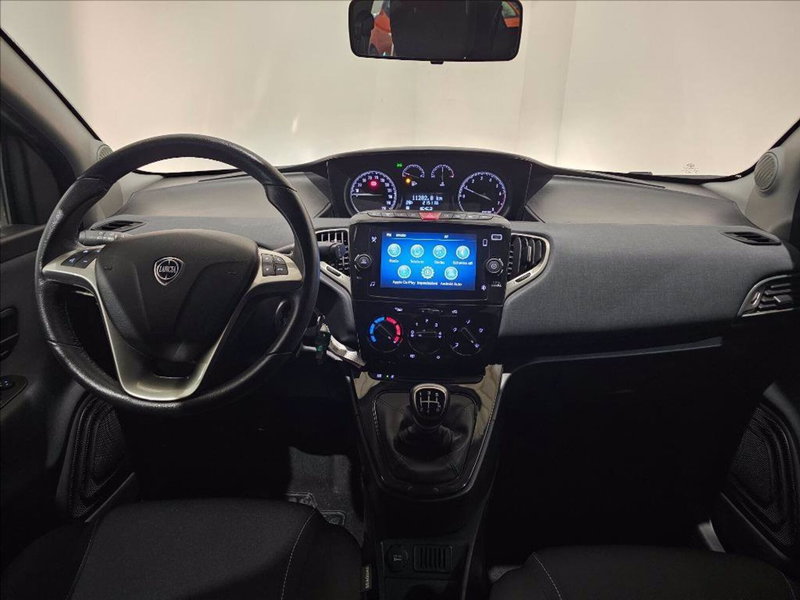 Lancia Ypsilon usata a Palermo (10)