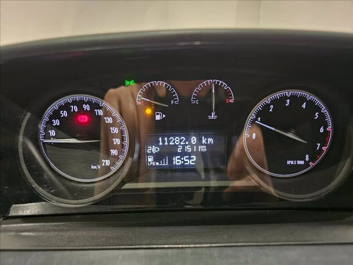 Lancia Ypsilon usata a Palermo (12)