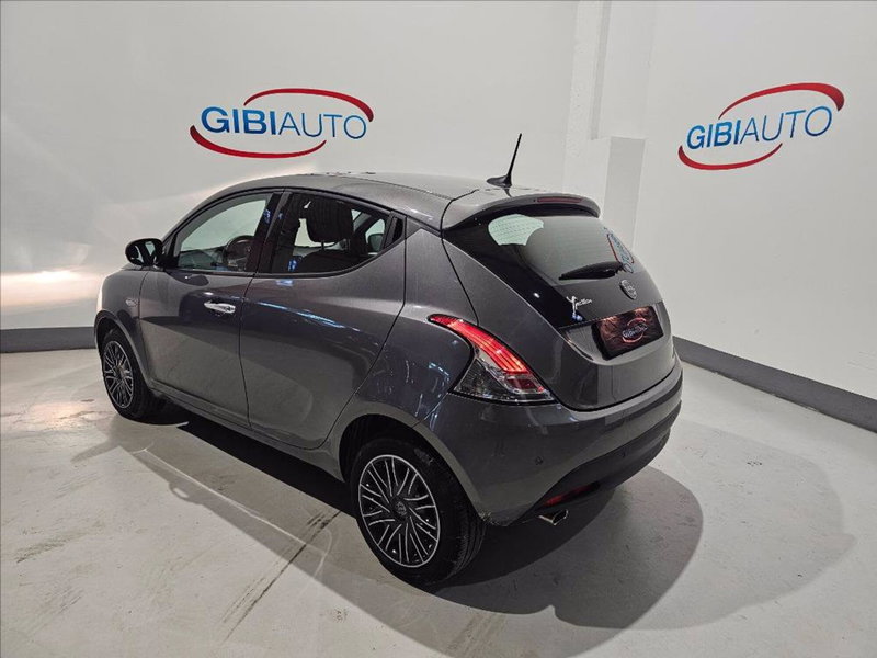 Lancia Ypsilon usata a Palermo (7)