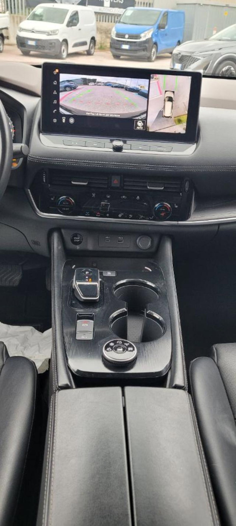 Nissan X-Trail usata a Napoli (9)