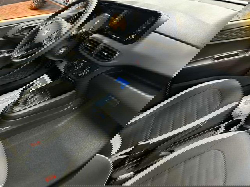 Hyundai i10 nuova a Milano (6)