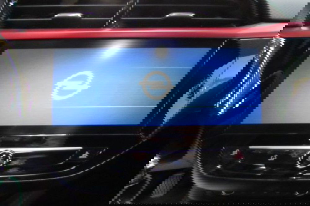 Opel Corsa nuova a Milano (9)