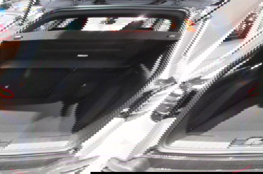 Jeep Avenger nuova a Milano (14)