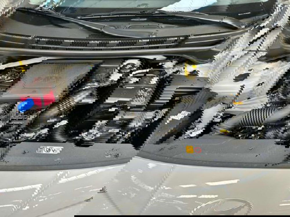 Hyundai i10 nuova a Milano (13)