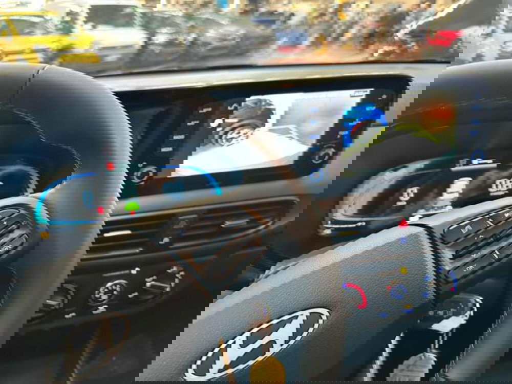 Hyundai i10 nuova a Milano (8)