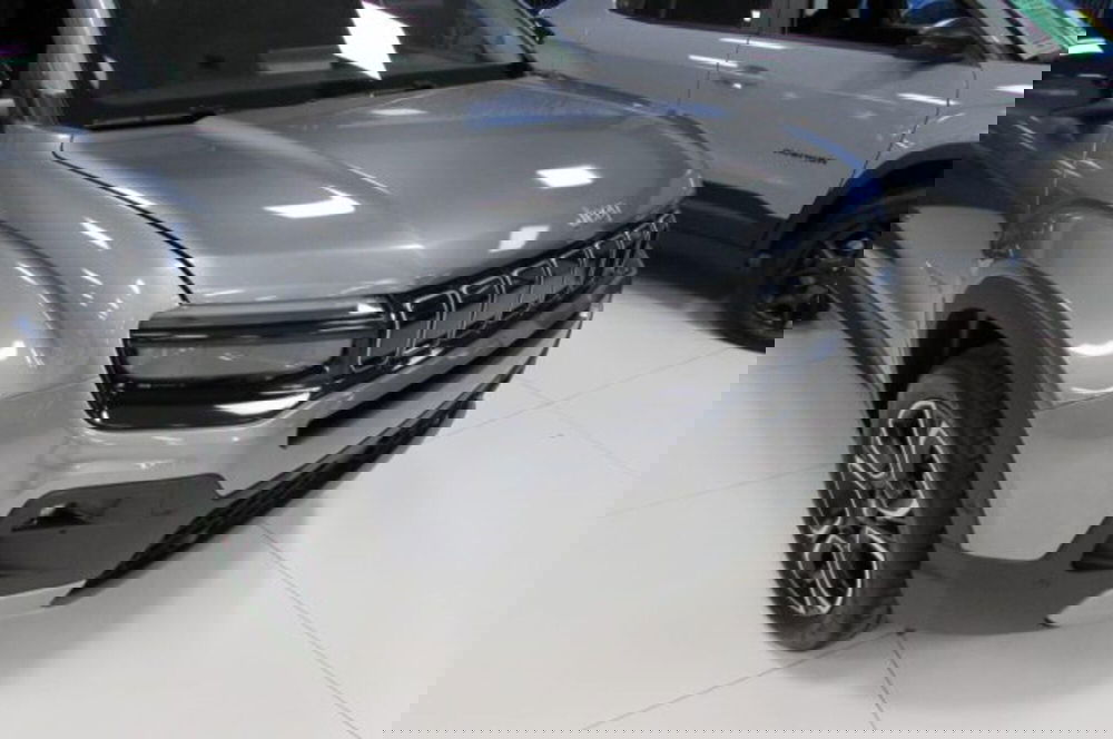 Jeep Avenger nuova a Milano (14)