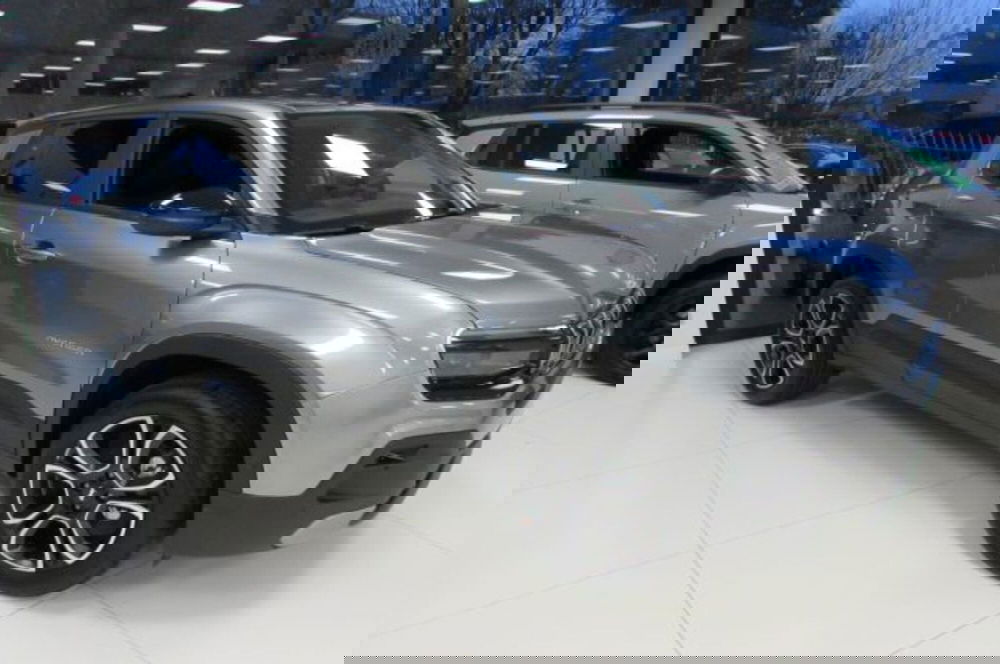 Jeep Avenger nuova a Milano (2)