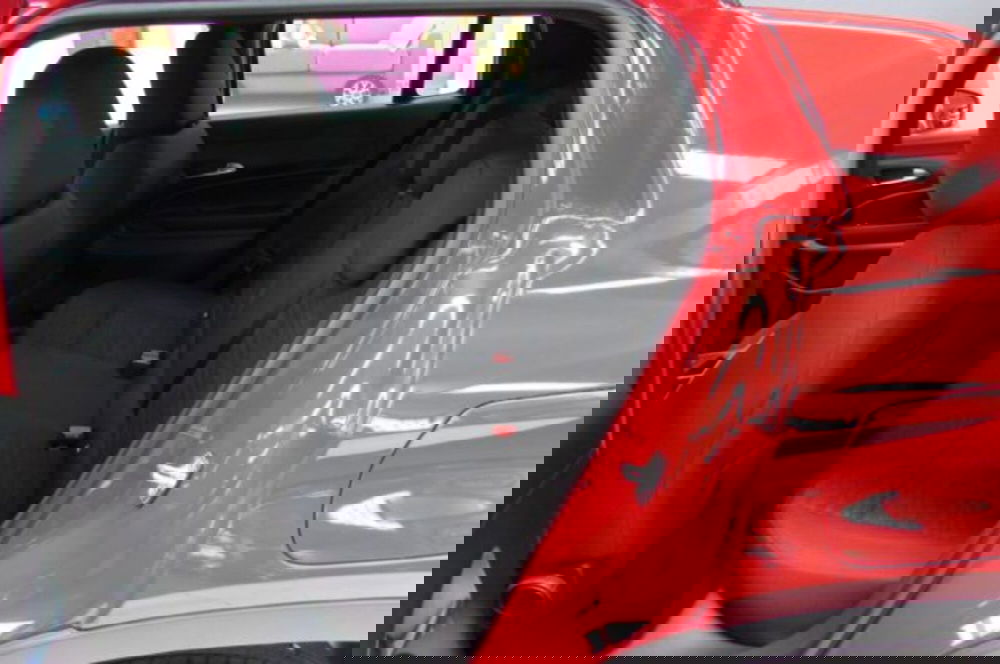 Jeep Avenger nuova a Milano (13)