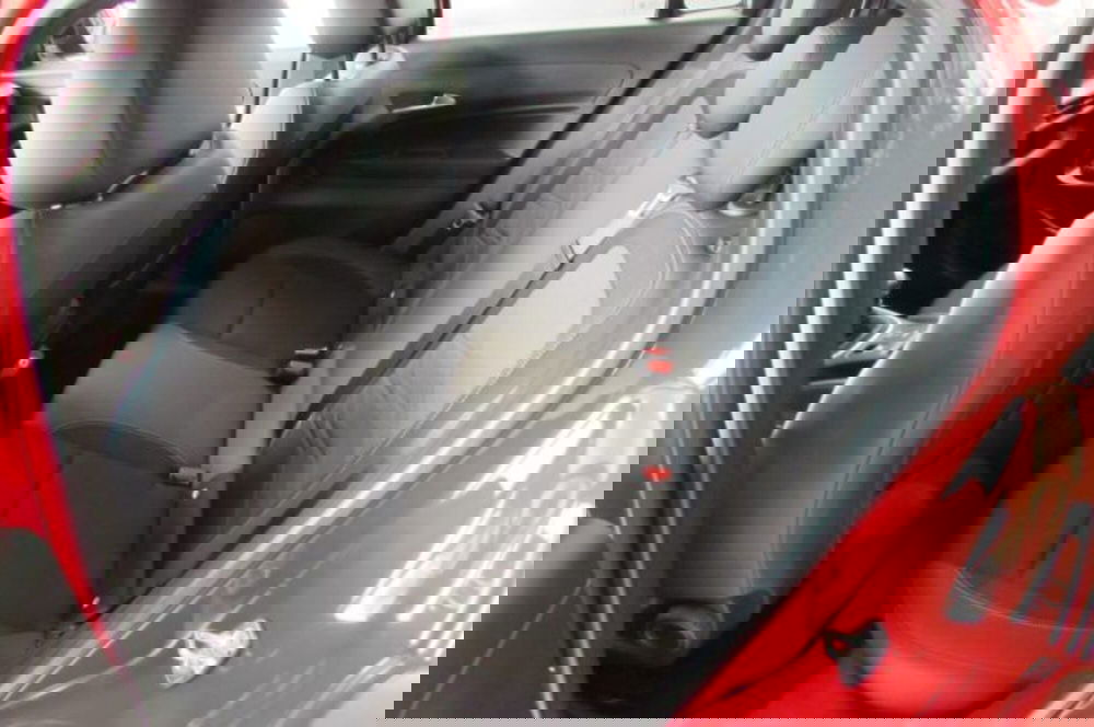 Jeep Avenger usata a Milano (13)