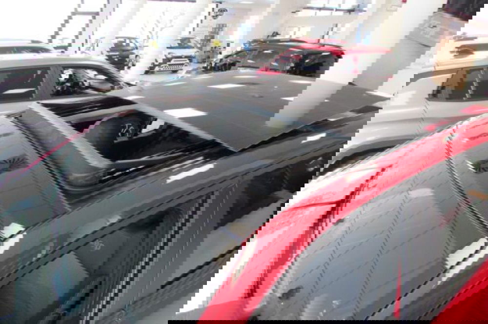 Jeep Avenger usata a Milano (6)