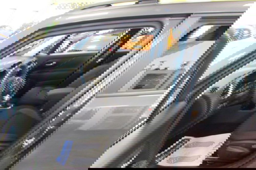 Jeep Renegade usata a Milano (14)