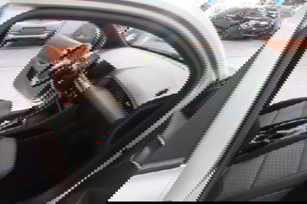 Mg MG3 nuova a Milano (16)