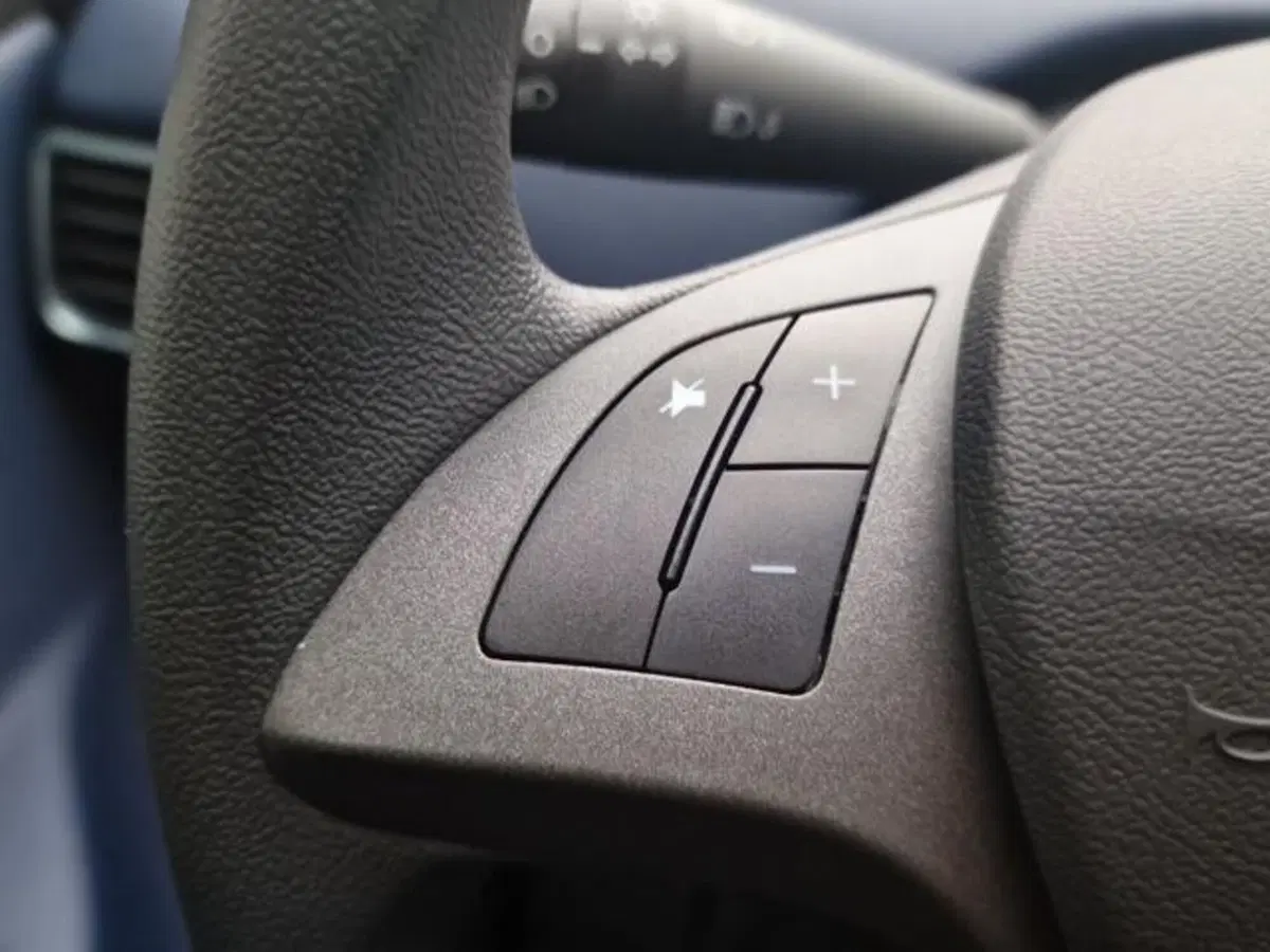 Lancia Ypsilon nuova a Salerno (9)
