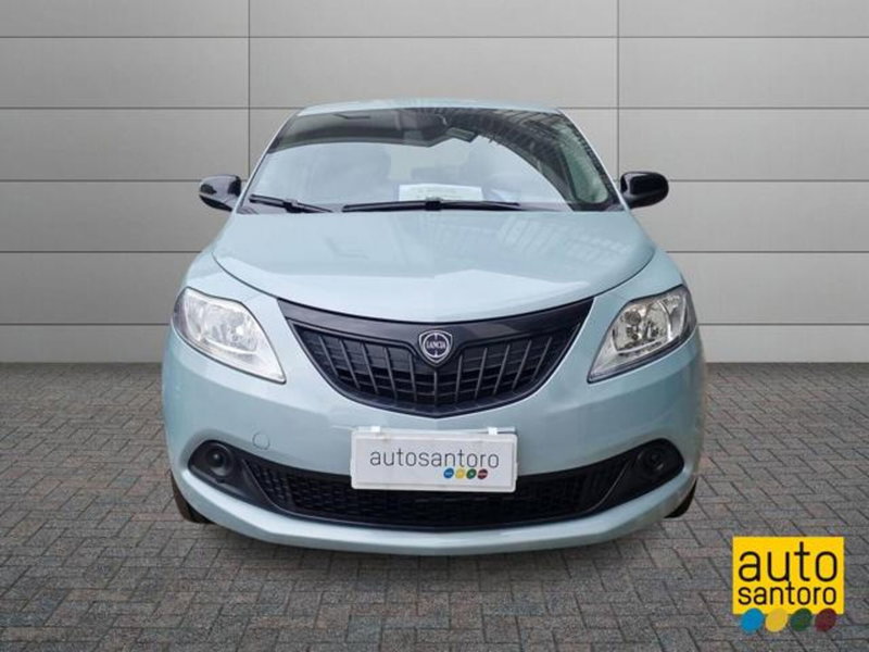 Lancia Ypsilon nuova a Salerno (5)