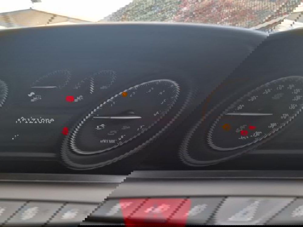 Lancia Ypsilon nuova a Salerno (11)