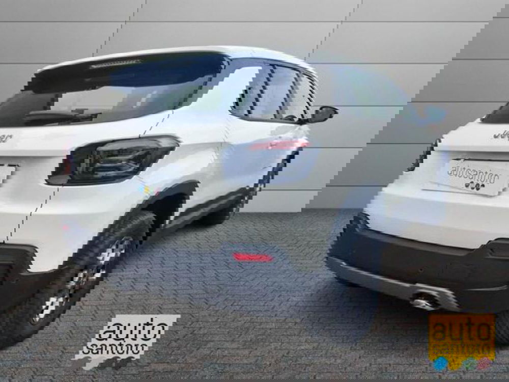 Jeep Avenger nuova a Salerno (3)