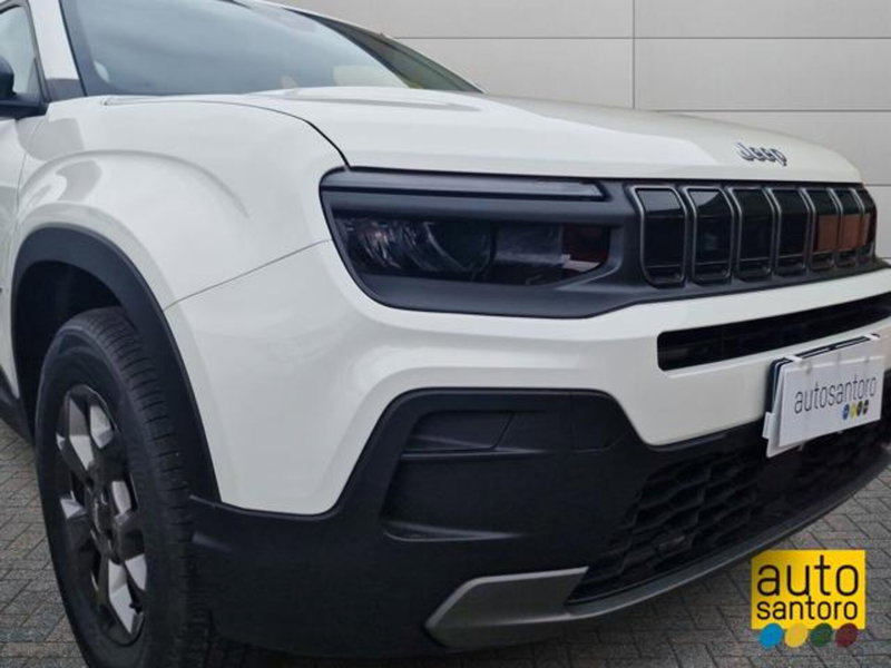 Jeep Avenger nuova a Salerno (8)