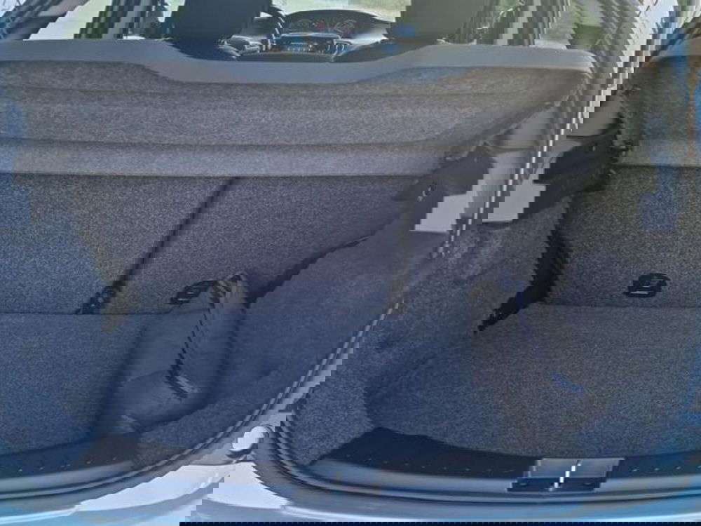 Lancia Ypsilon nuova a Salerno (19)