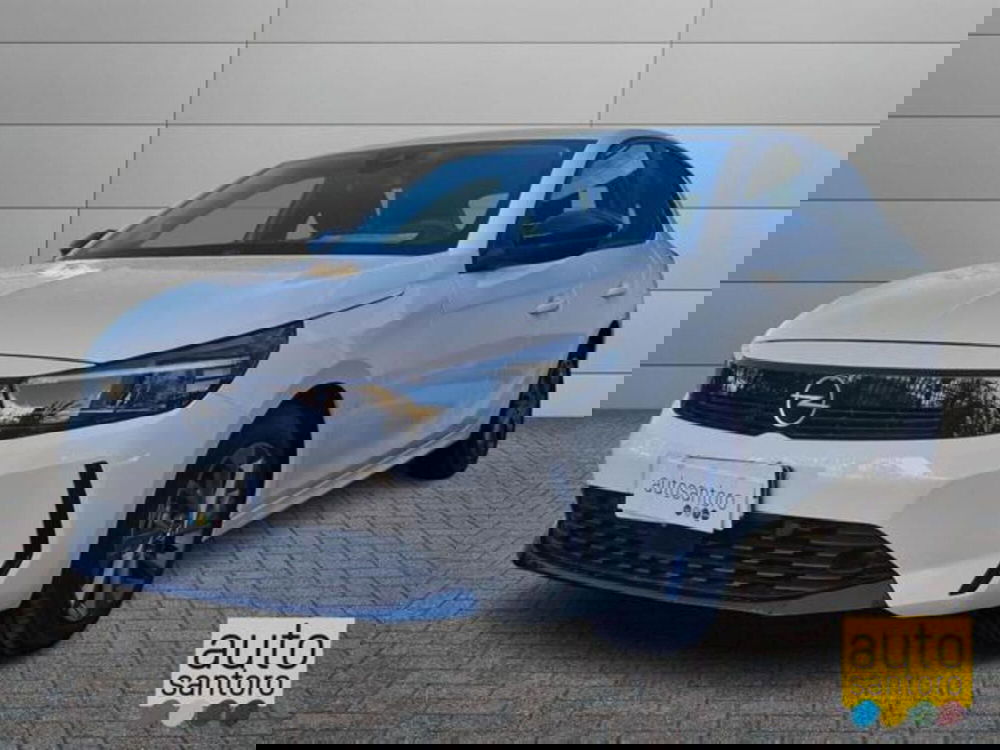 Opel Corsa nuova a Salerno