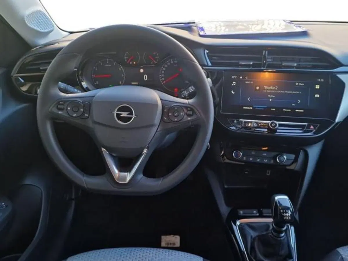 Opel Corsa nuova a Salerno (10)