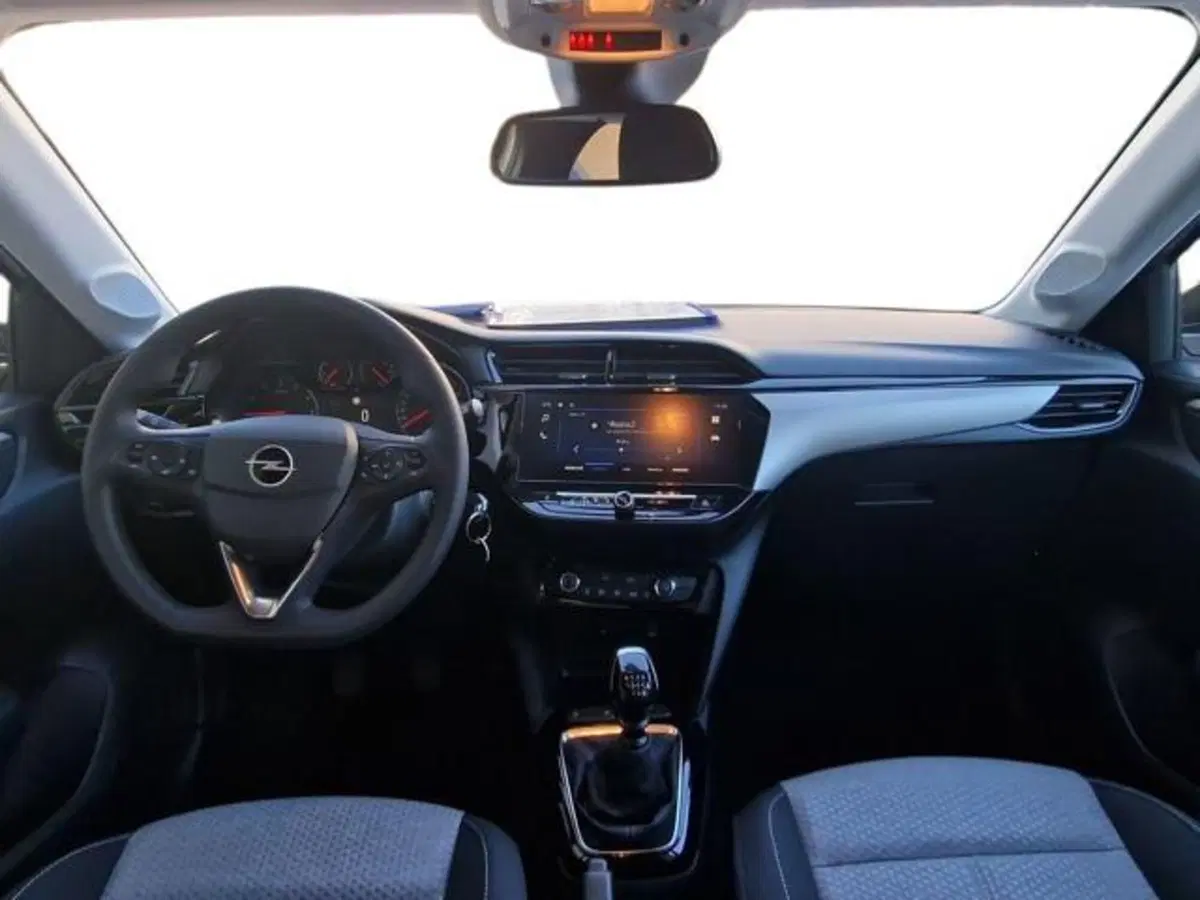 Opel Corsa nuova a Salerno (12)