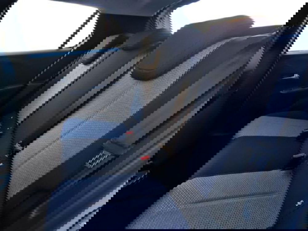 Opel Corsa nuova a Salerno (15)