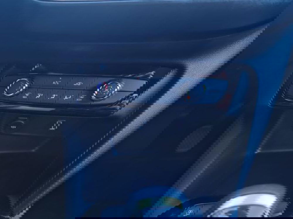 Opel Corsa nuova a Salerno (18)