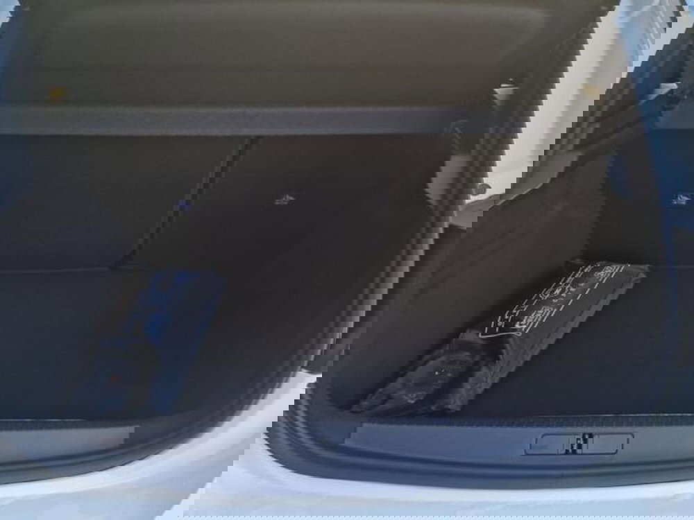 Opel Corsa nuova a Salerno (19)