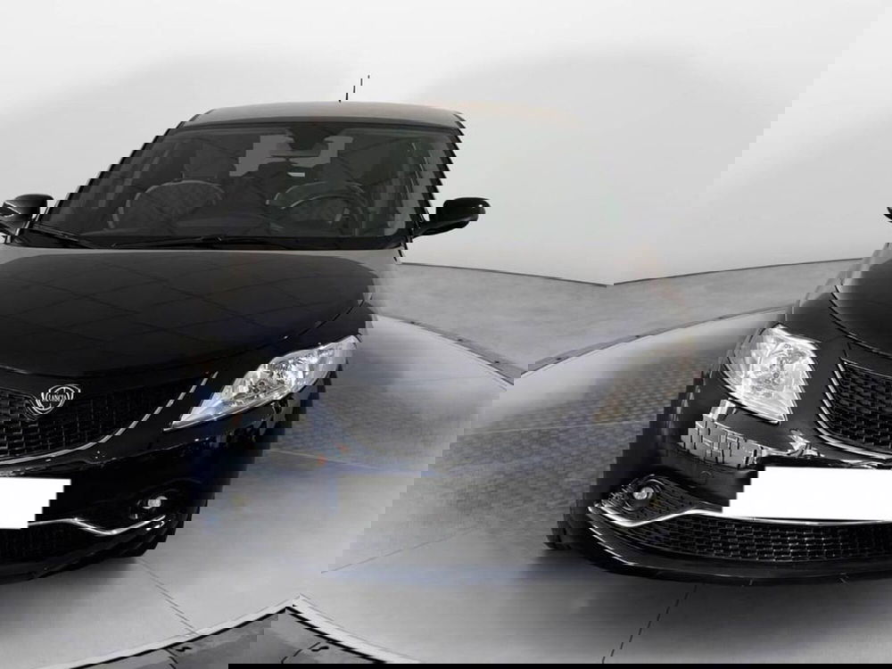 Lancia Ypsilon usata a Torino (2)