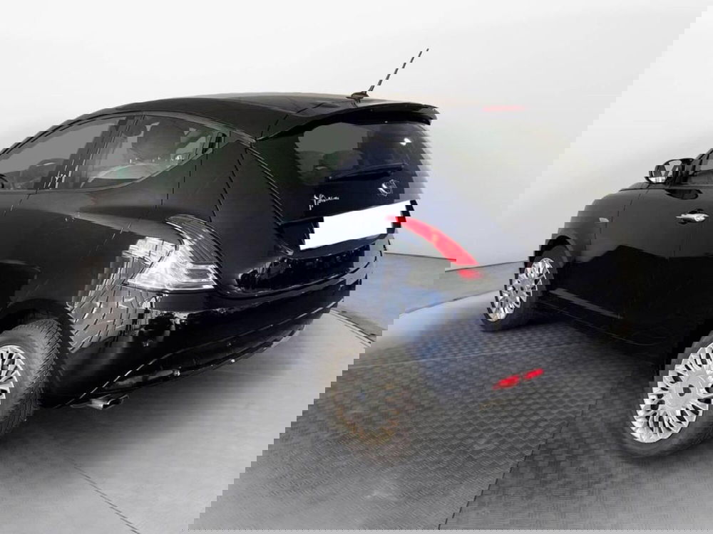 Lancia Ypsilon usata a Torino (5)