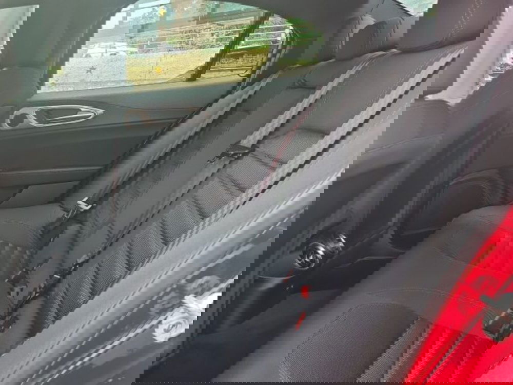 Alfa Romeo Giulia nuova a Monza e Brianza (12)