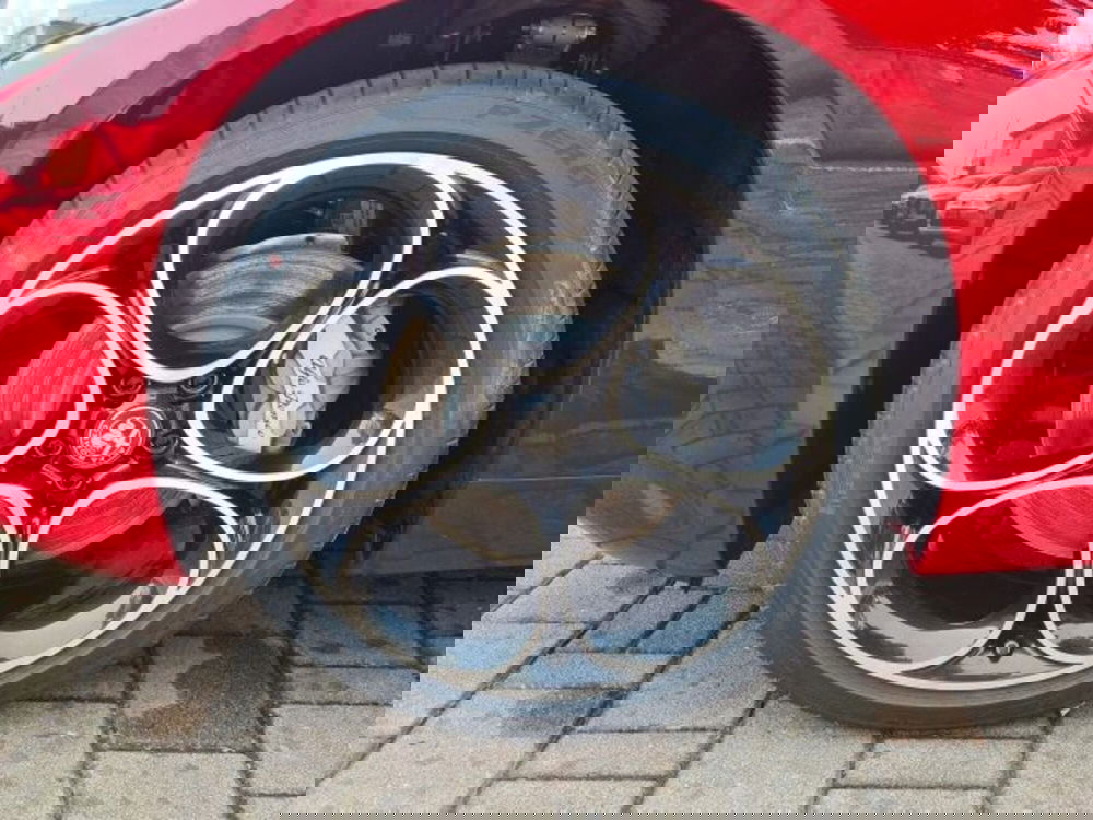 Alfa Romeo Giulia nuova a Monza e Brianza (13)