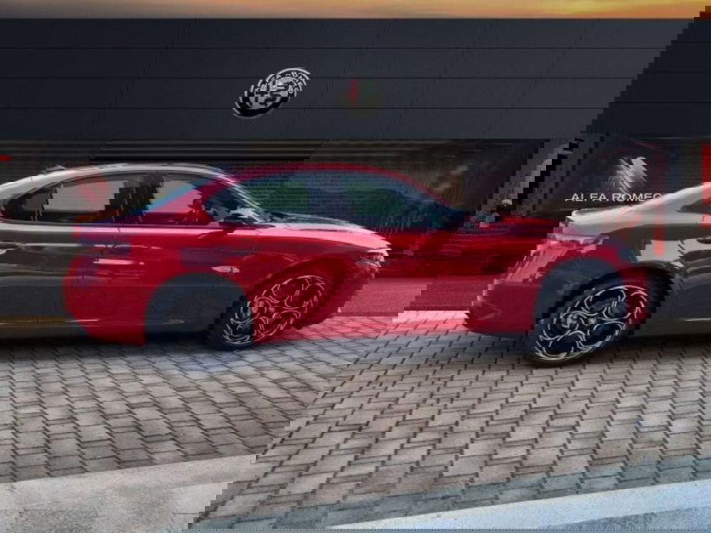 Alfa Romeo Giulia nuova a Monza e Brianza (4)