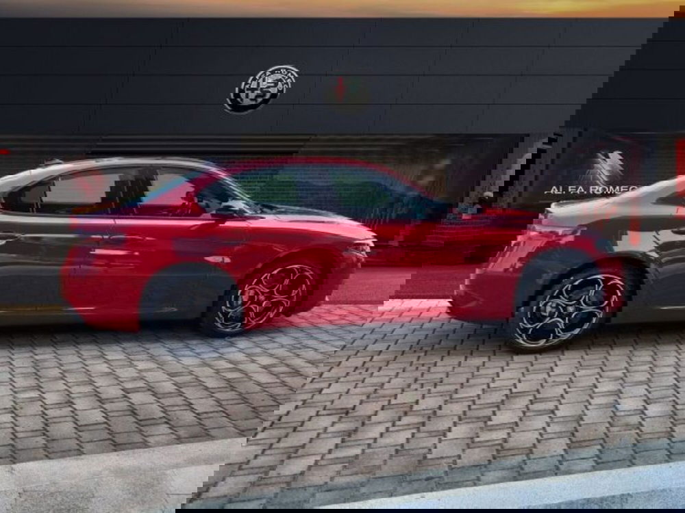 Alfa Romeo Giulia nuova a Monza e Brianza (4)