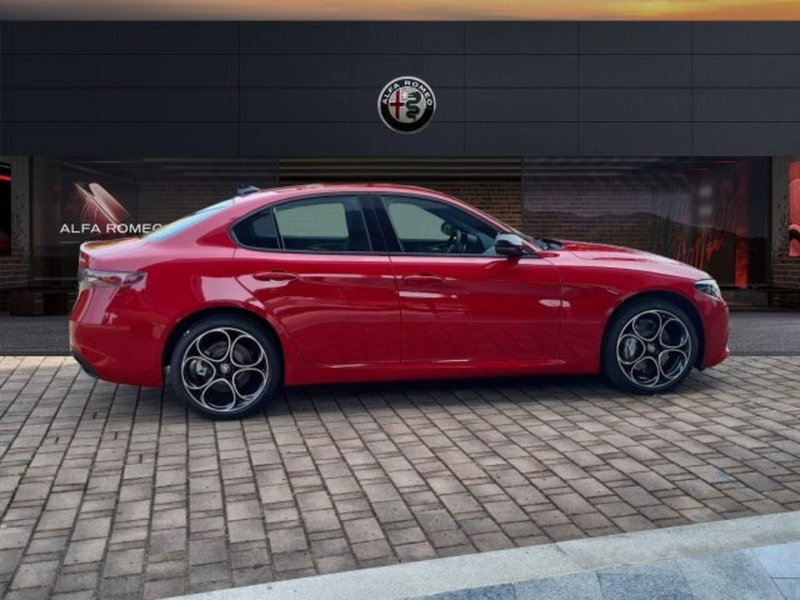 Alfa Romeo Giulia nuova a Monza e Brianza (4)