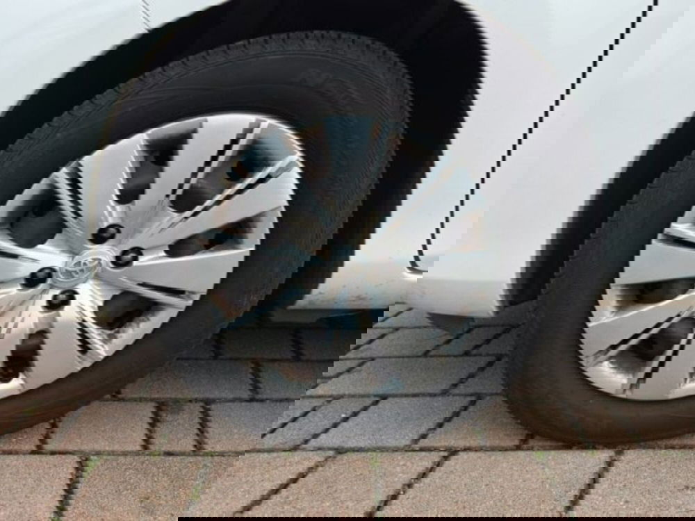 Toyota Yaris usata a Monza e Brianza (11)