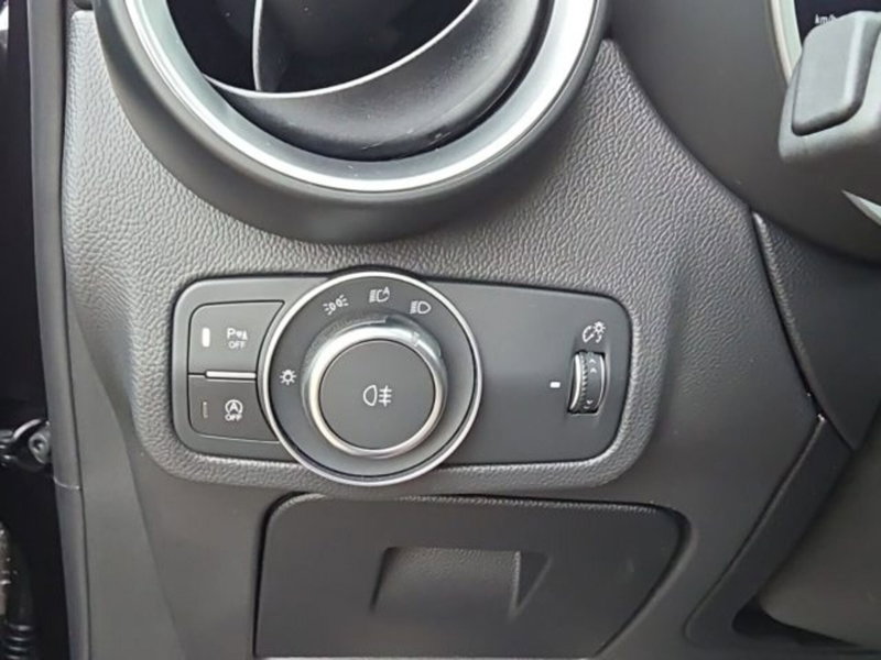 Alfa Romeo Stelvio nuova a Monza e Brianza (20)