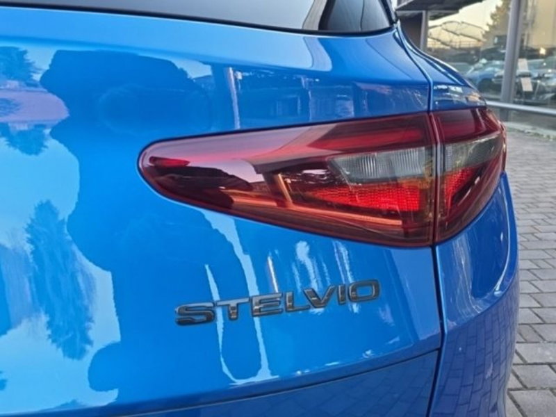 Alfa Romeo Stelvio usata a Monza e Brianza (15)