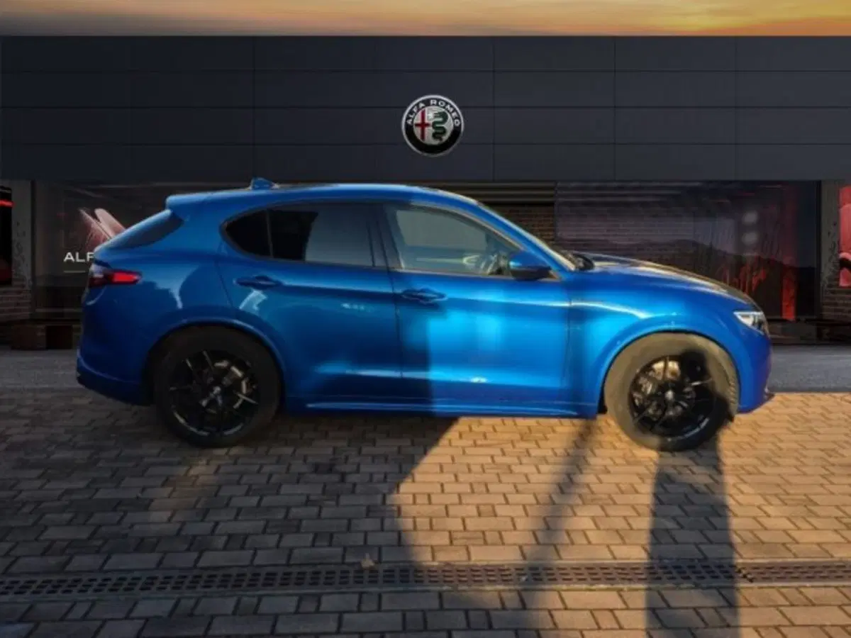 Alfa Romeo Stelvio usata a Monza e Brianza (4)
