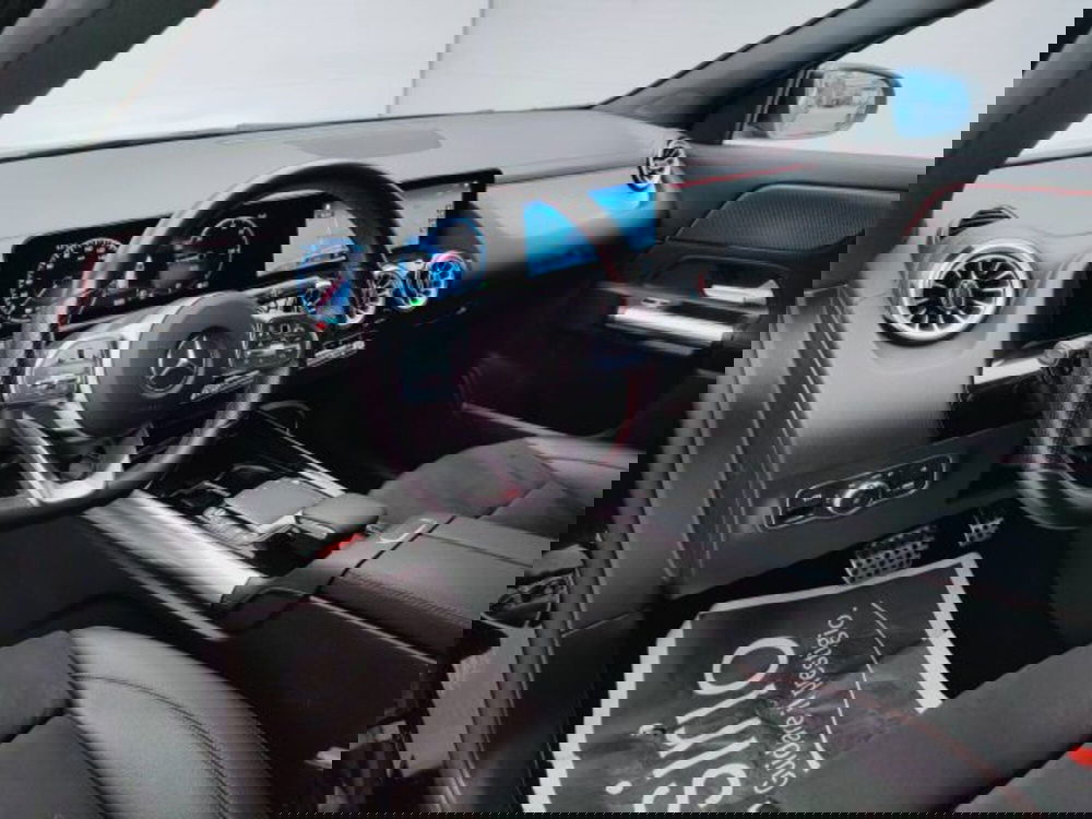 Mercedes-Benz EQA usata a Teramo (15)