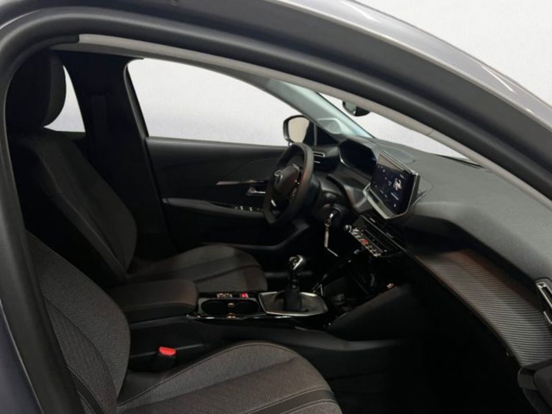 Peugeot 208 usata a Napoli (13)