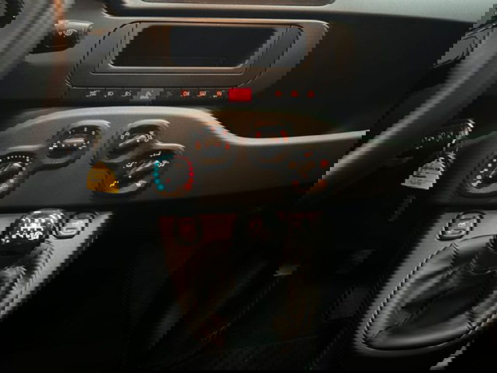 Fiat Panda nuova a Napoli (9)