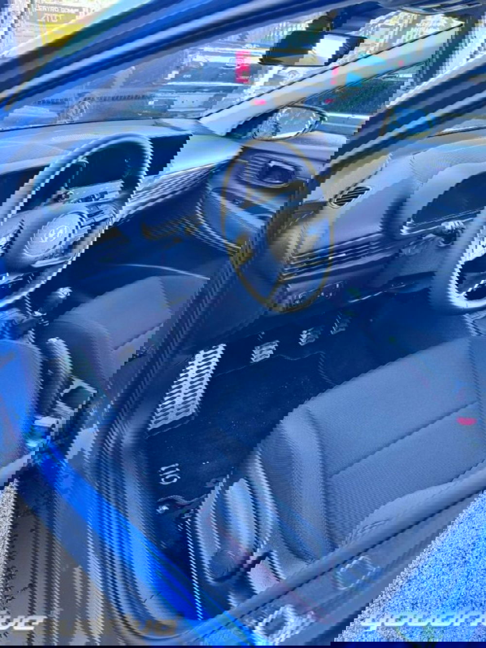 Hyundai Bayon nuova a Napoli (10)