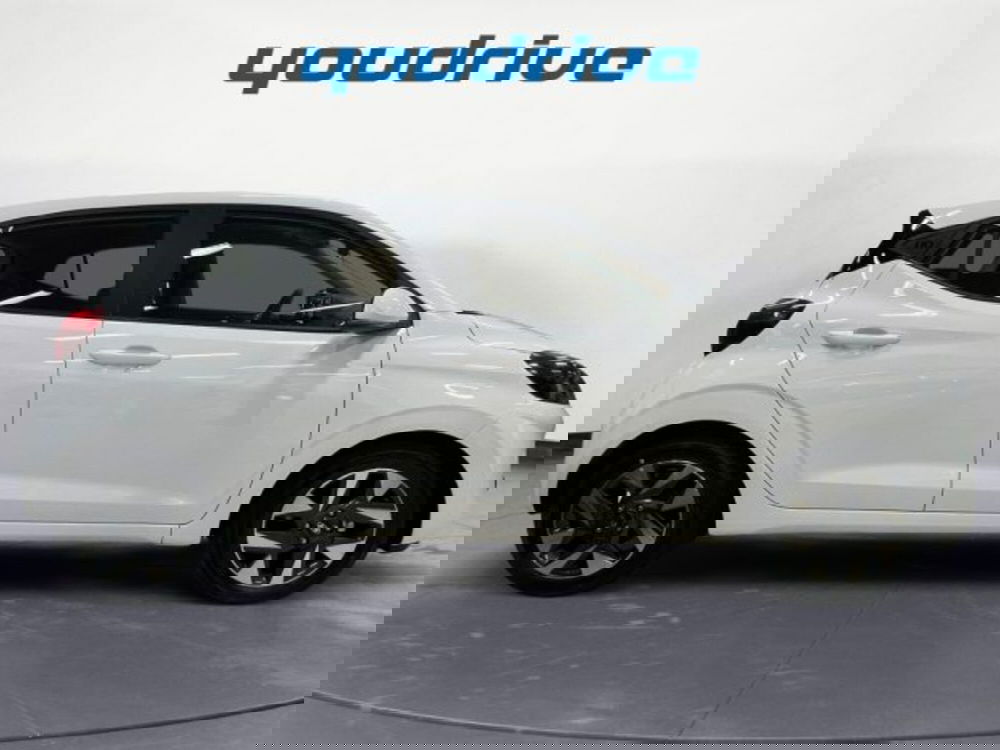 Hyundai i10 nuova a Napoli (6)